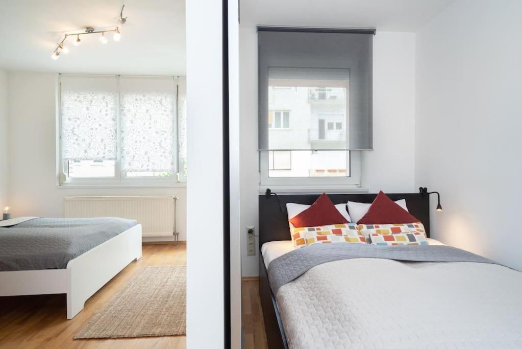Ap. With Free Parking Near Budapestcongress Centre Appartement Buitenkant foto